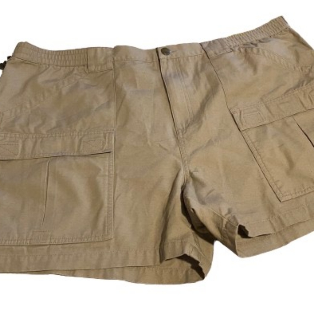 Cabela's Men's Kaki Shorts Size 46